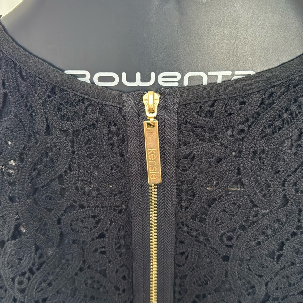 Dress - Picture 4 of 5